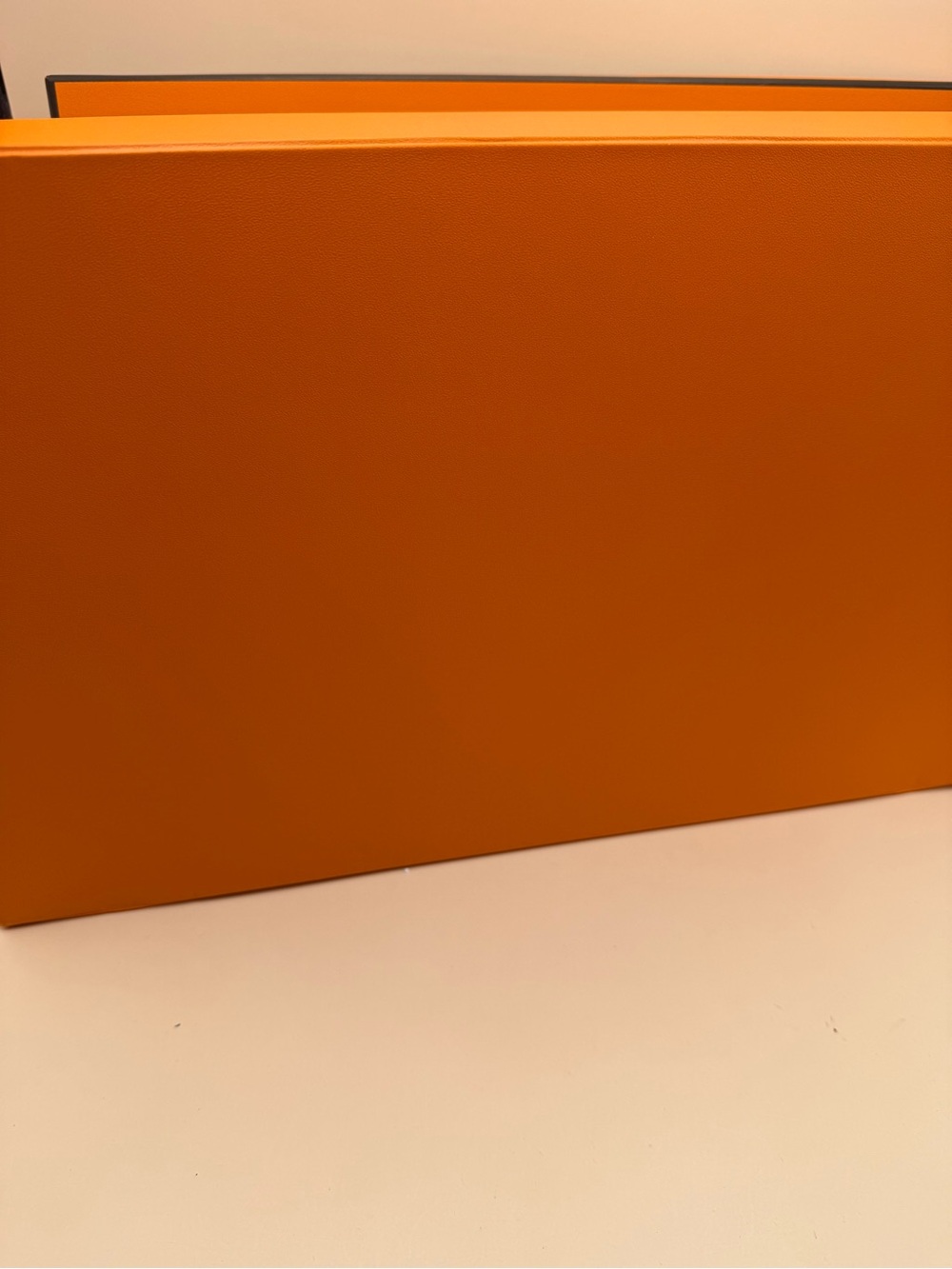 Original Hermes Orange Gift Box - Luxury Women Accessories Packaging - Picture 4 of 5